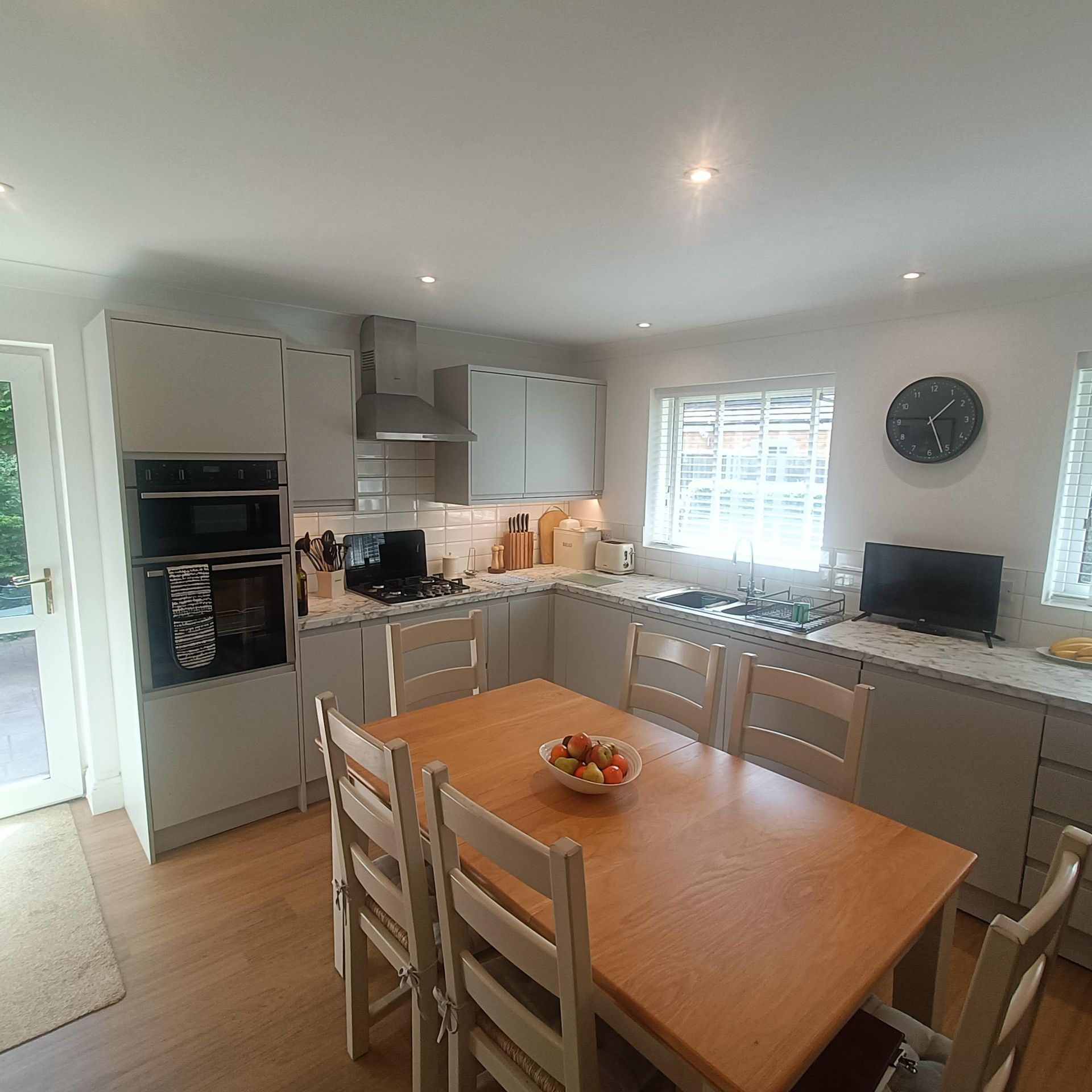Strada Matt Light Grey (Ashtead) By Ashtead Builds Ltd