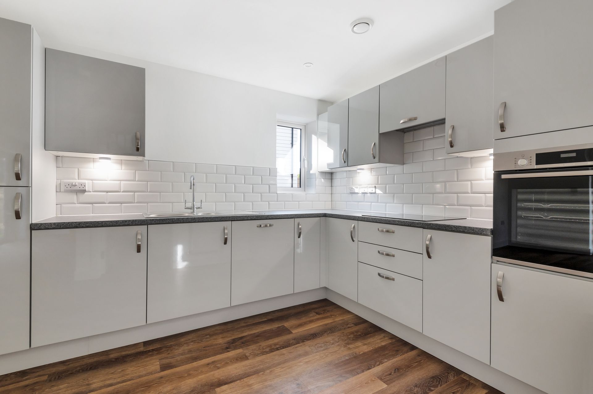Vivo Gloss Light Grey (Redwood) By Mid Sussex Homes Ltd