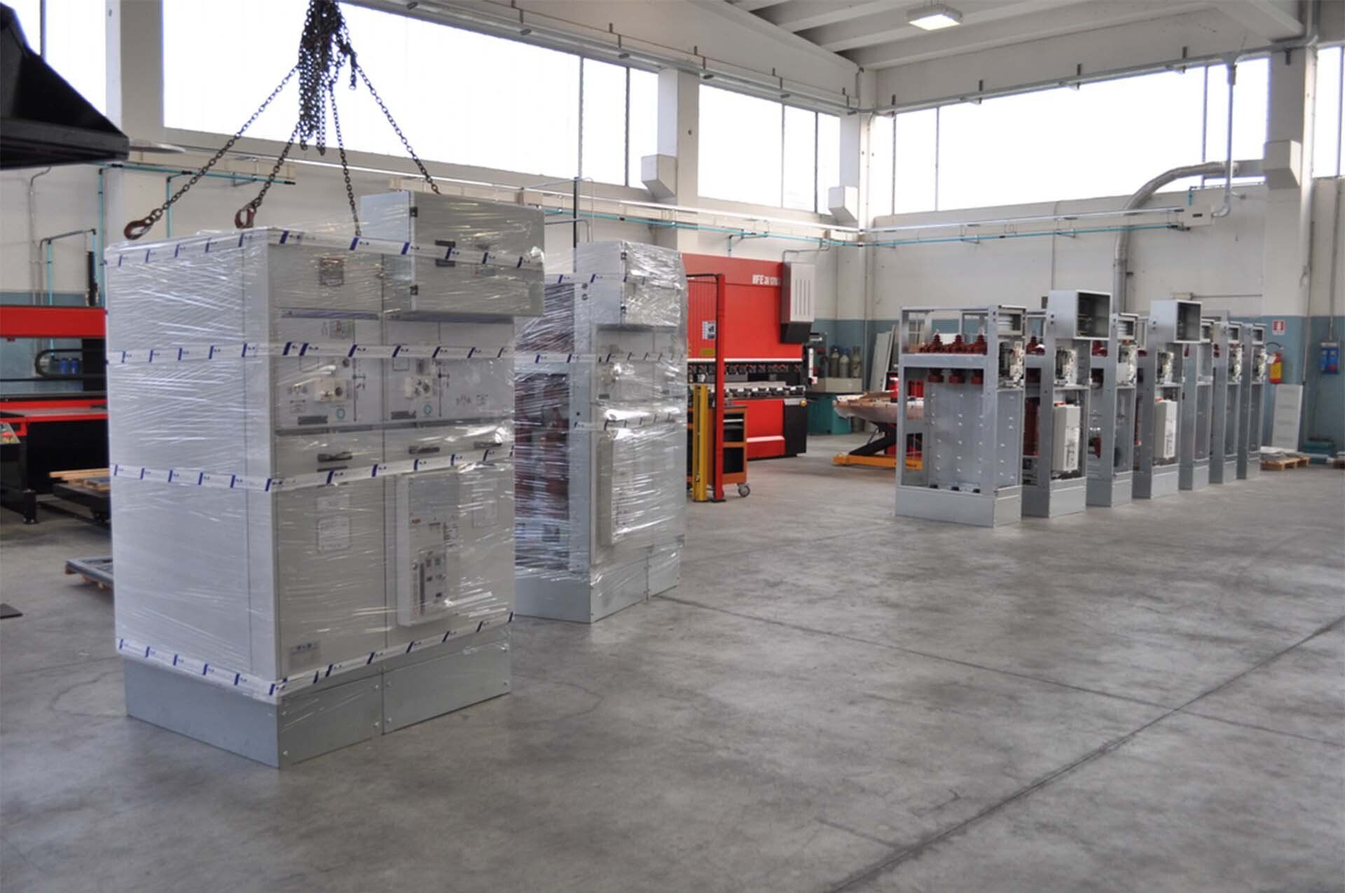 c_e_b_costruzioni_elettrotecniche_vista_quadri_elettrici_macchinari