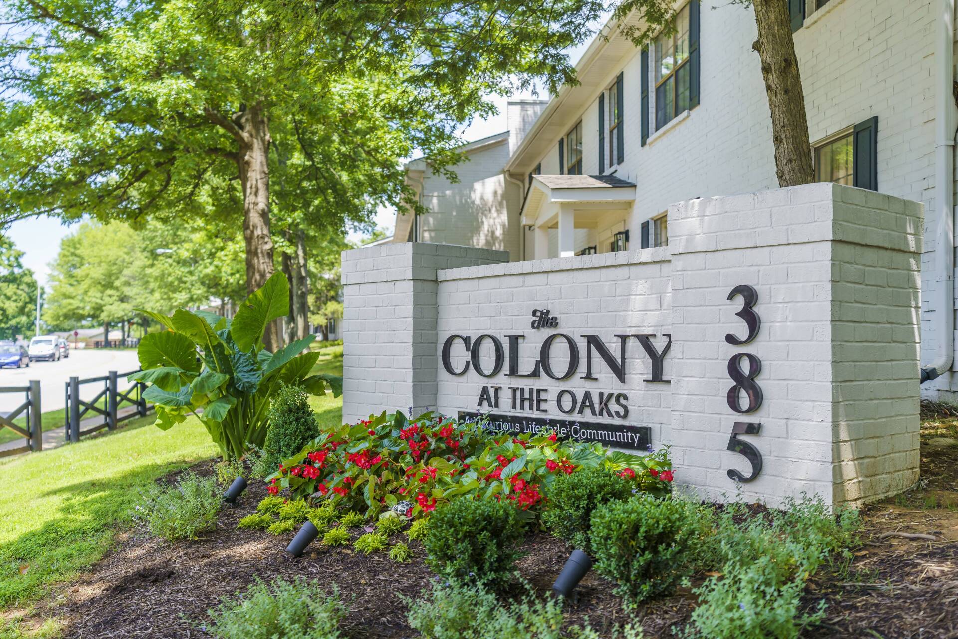 Apartments in Lexington, KY The Colony at The Oaks