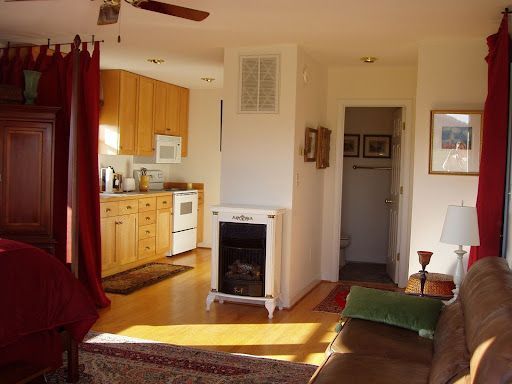 cottage rental in the foothills of blue ridge mountains va