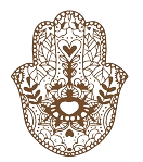 Mano di Hamsa ornamentale marrone con motivi floreali e a forma di occhio su sfondo bianco.