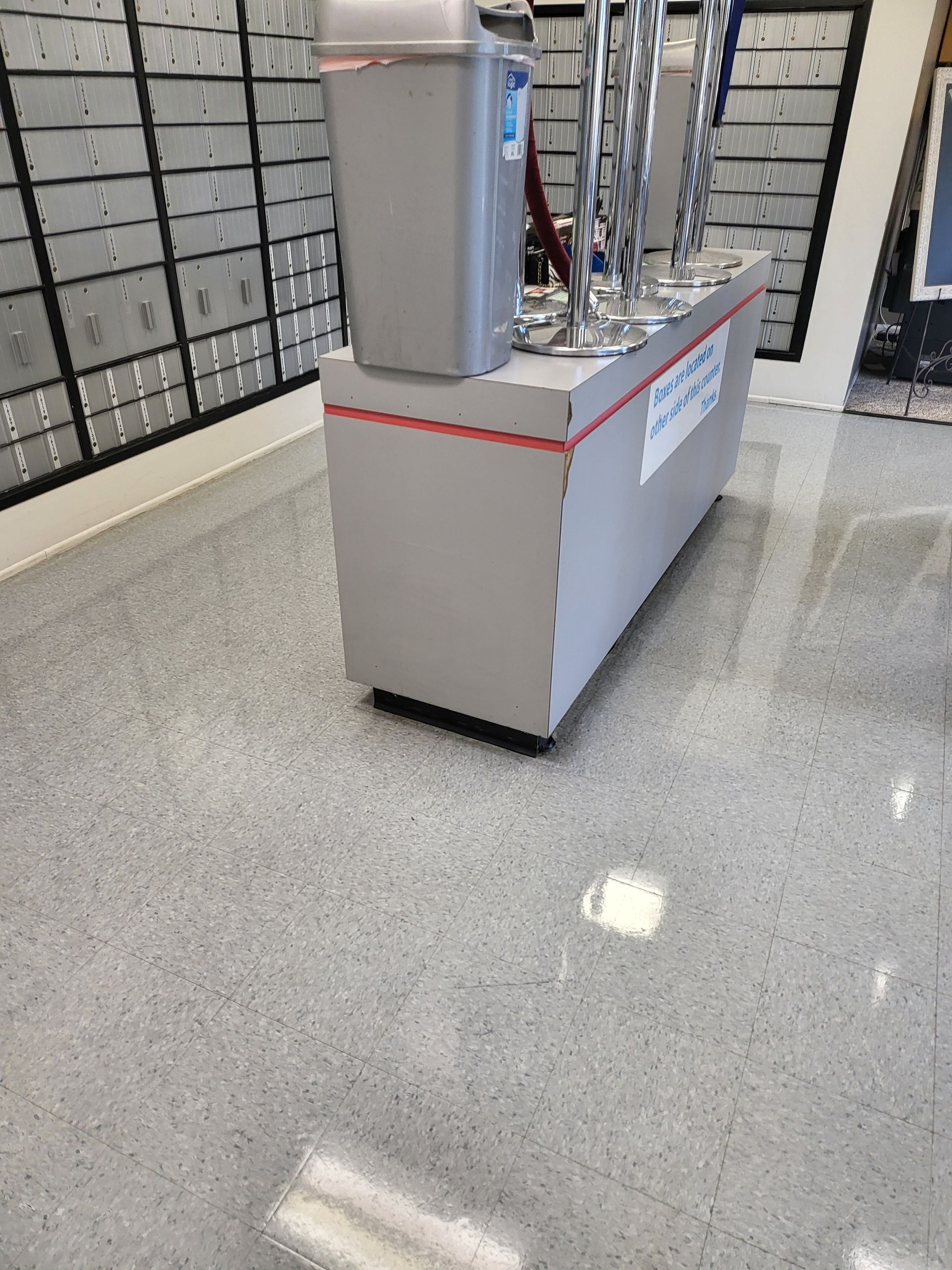 glossy flooring