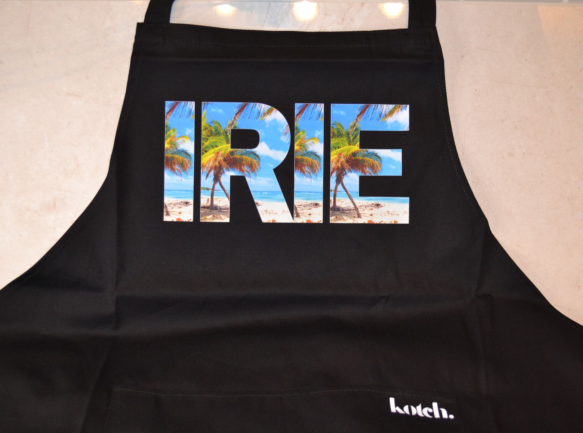 BEACH Apron