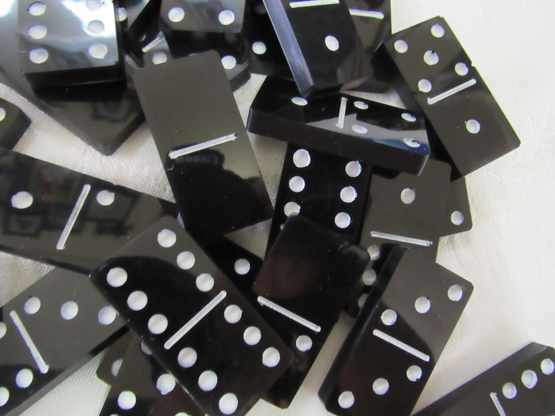 Classic Black Dominoes