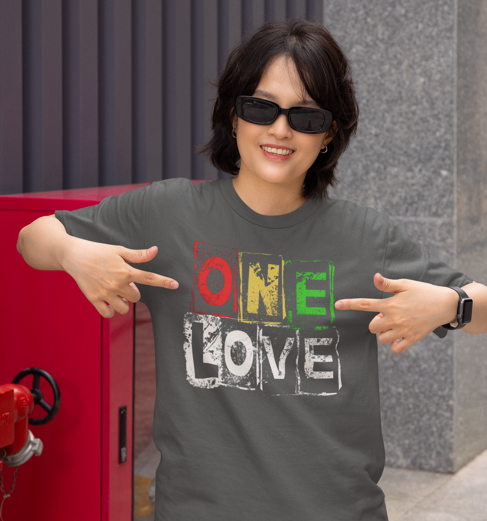 ONE LOVE (WHITE LOVE)