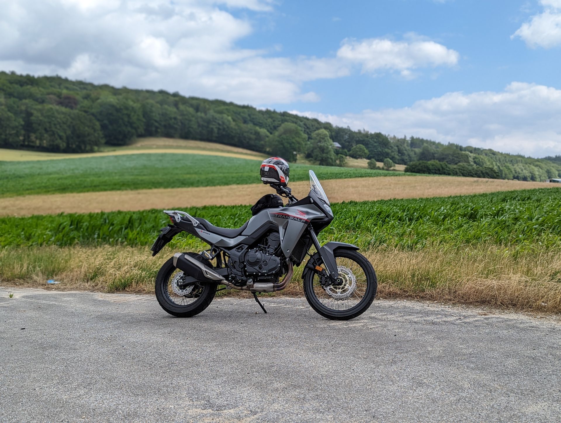 Honda Transalp 750 TEST