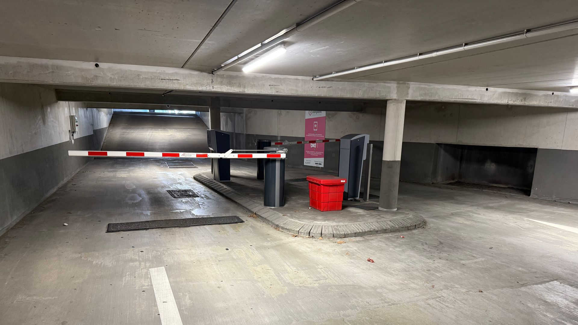 borne d'entrée parking