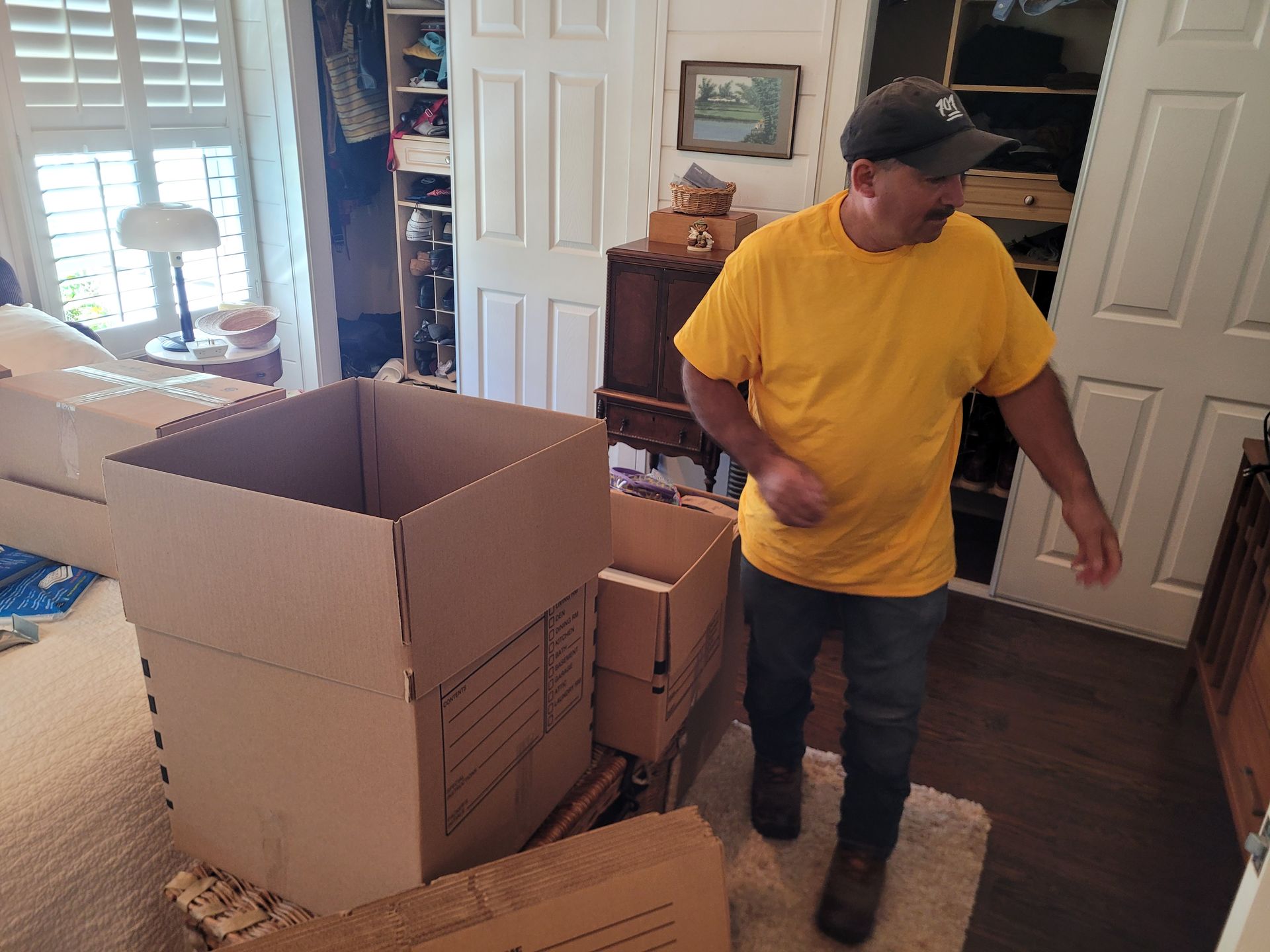 Packing bigger items in big boxes