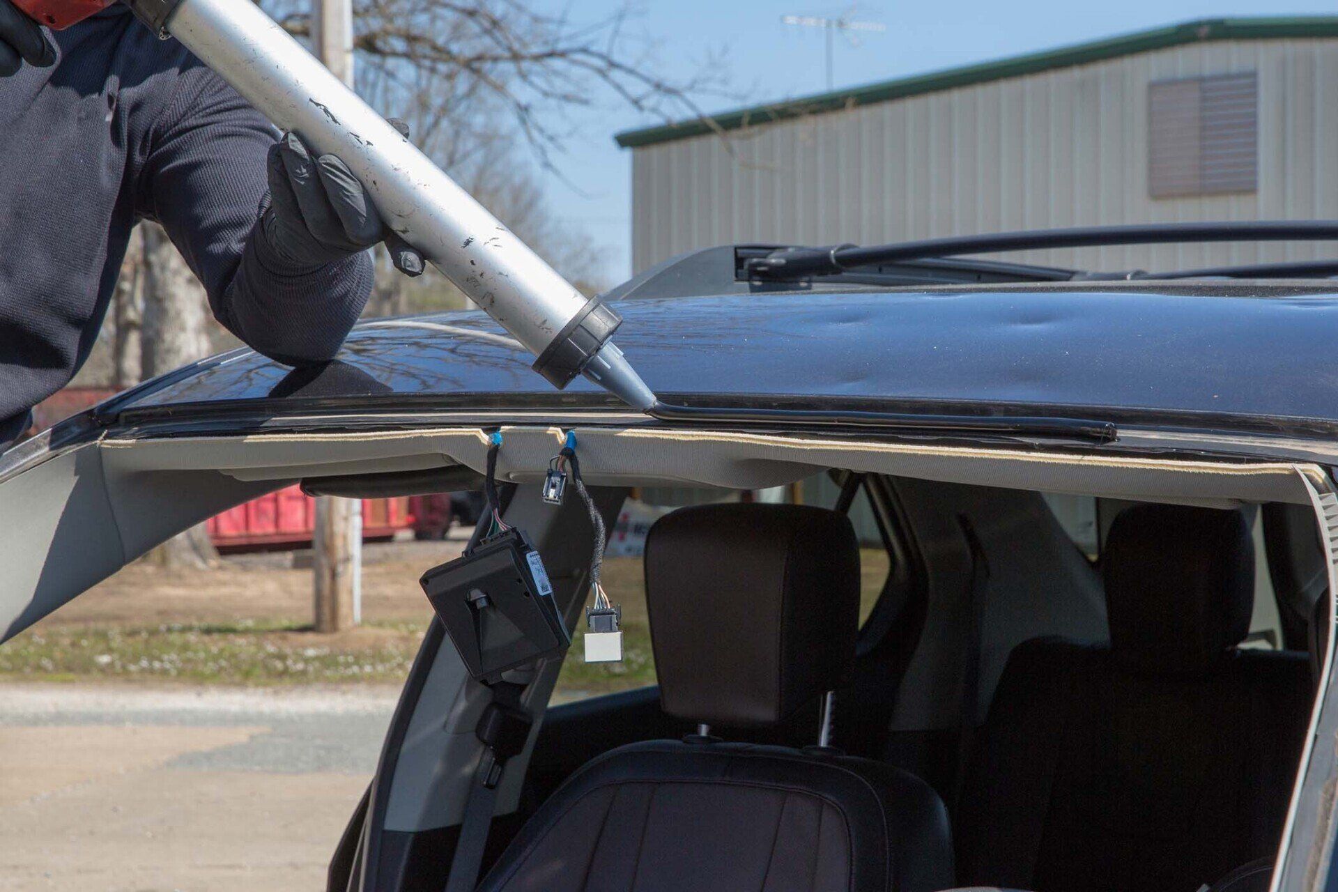 Install New Windshield - Cambridge, MN - Larson's Auto Body Install New Windshield - Cambridge, MN - Larson's Auto Body