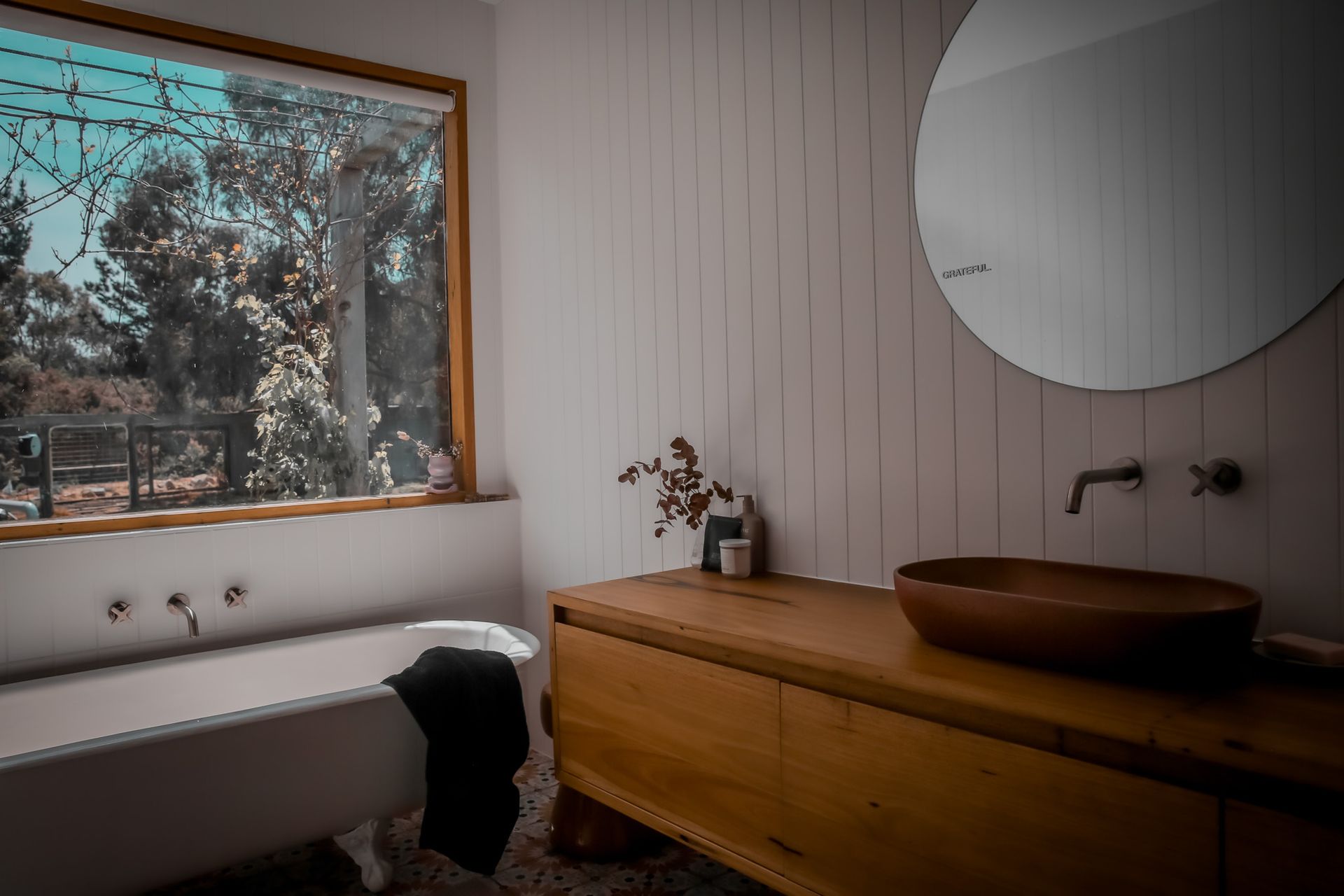 Cottage Bathroom, concrete basin, brushed nickle tapware, clawfoot bath. Acreage project