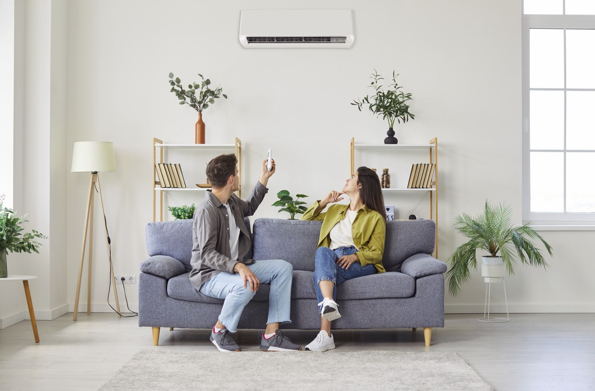 dreamstime_xxl_339553961 Looking through the vents of an AC unit a fan blade stays motionless