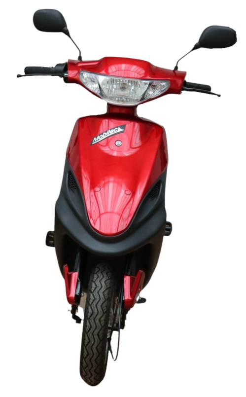 L'avant d'un scooter rouge sur fond blanc.