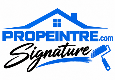 Peinture extérieure d’une maison traditionnelle avec échafaudages en place