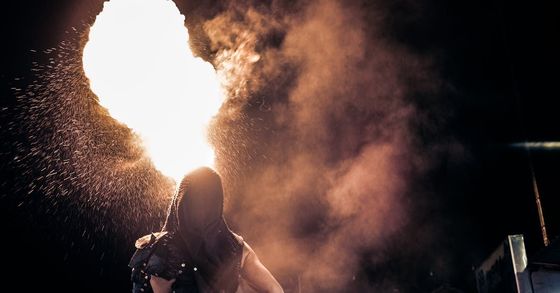 Energiegeladene Event-Atmosphäre mit grossen Talenten und Künstlern.