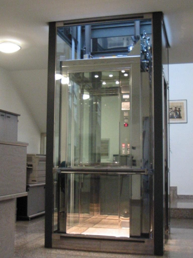Cabina ascensore trasparente