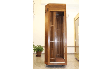 Cabina ascensore vintage