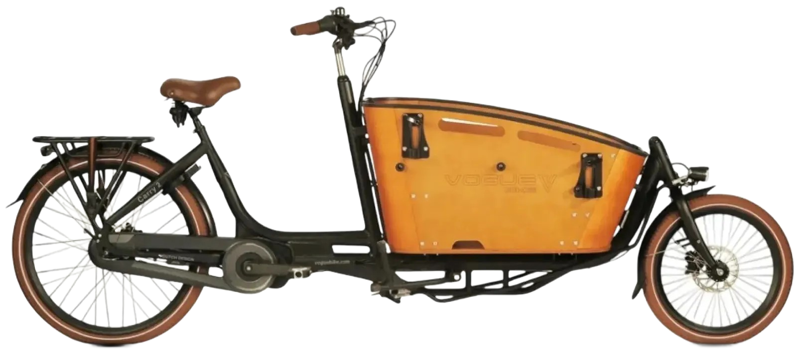 Witte elektrische fiets met lage instap, zwarte banden, spatborden en bagagedrager.