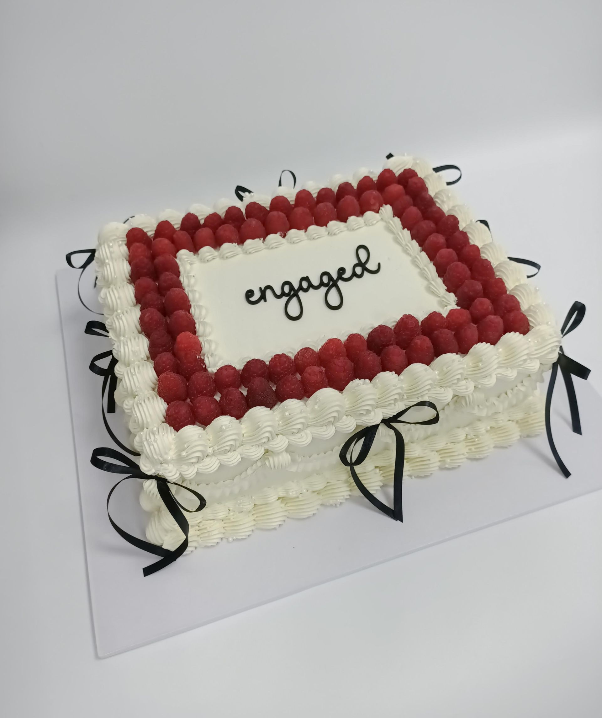 Engagement cake