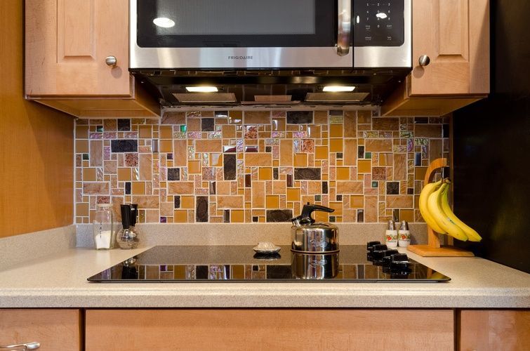 Neu Residence Beautiful Kitchen Backsplash