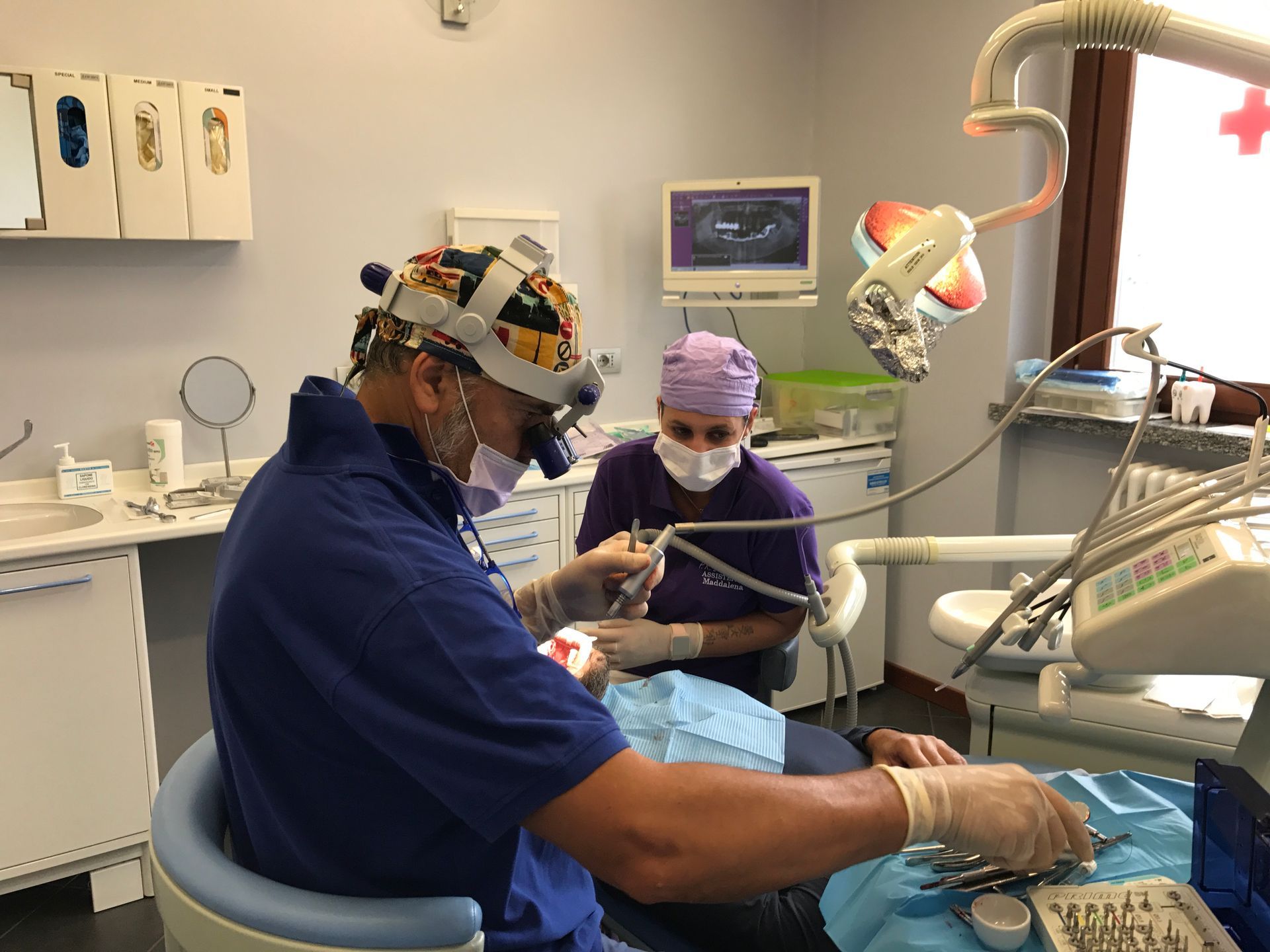 dentisti al lavoro