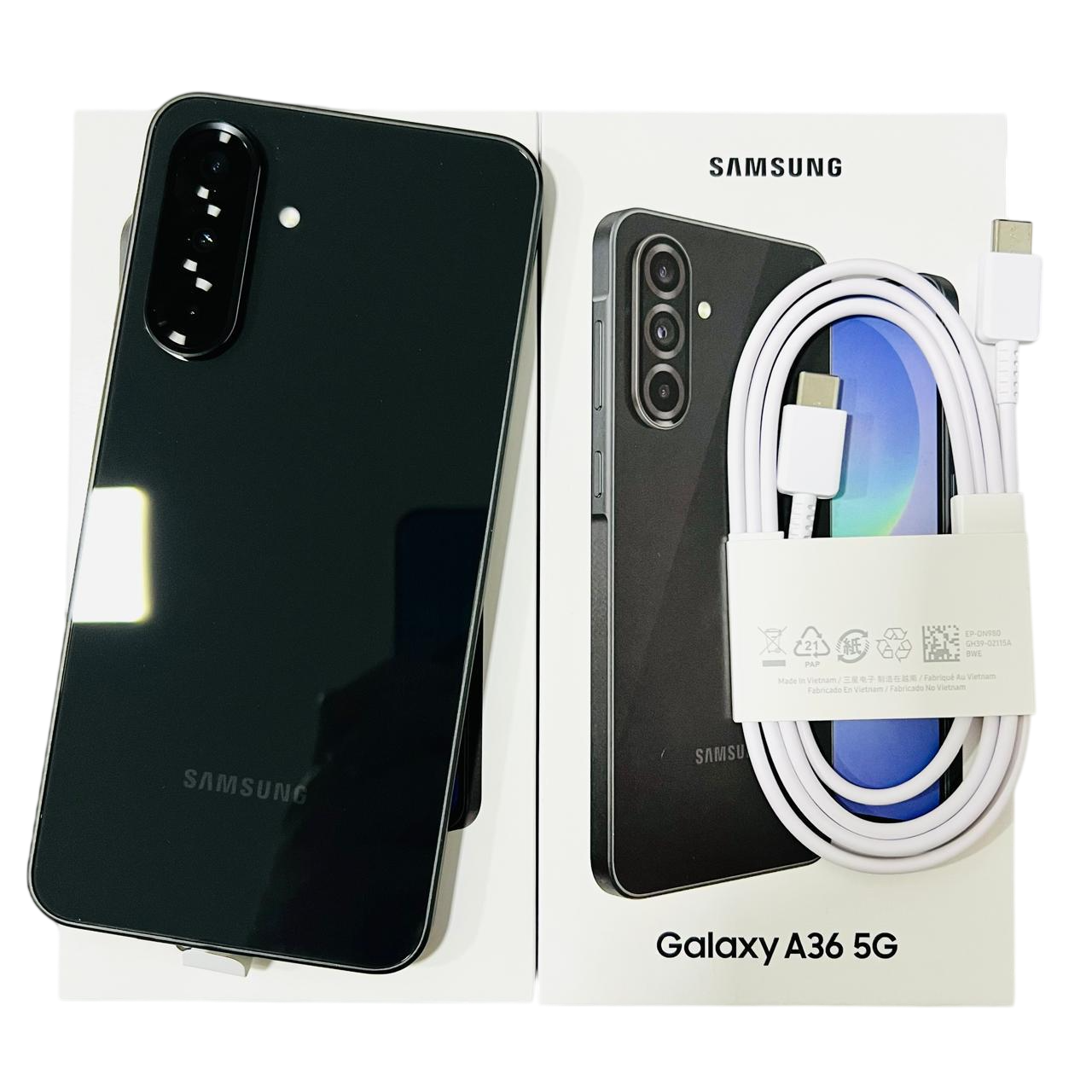 Teléfono Samsung Galaxy A36 5G, negro, se muestra con caja y cable de carga.