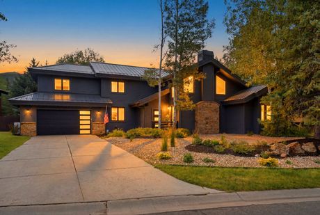 Twilight photos of 5172 E Meadows Drive in Park City