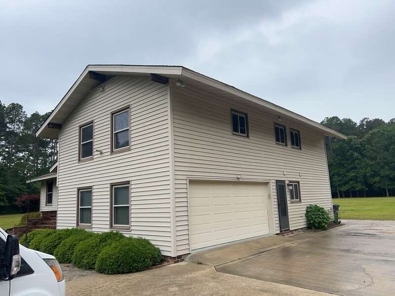 Hardie siding vs vinyl vs wood siding comparison for Hardie siding installation near you