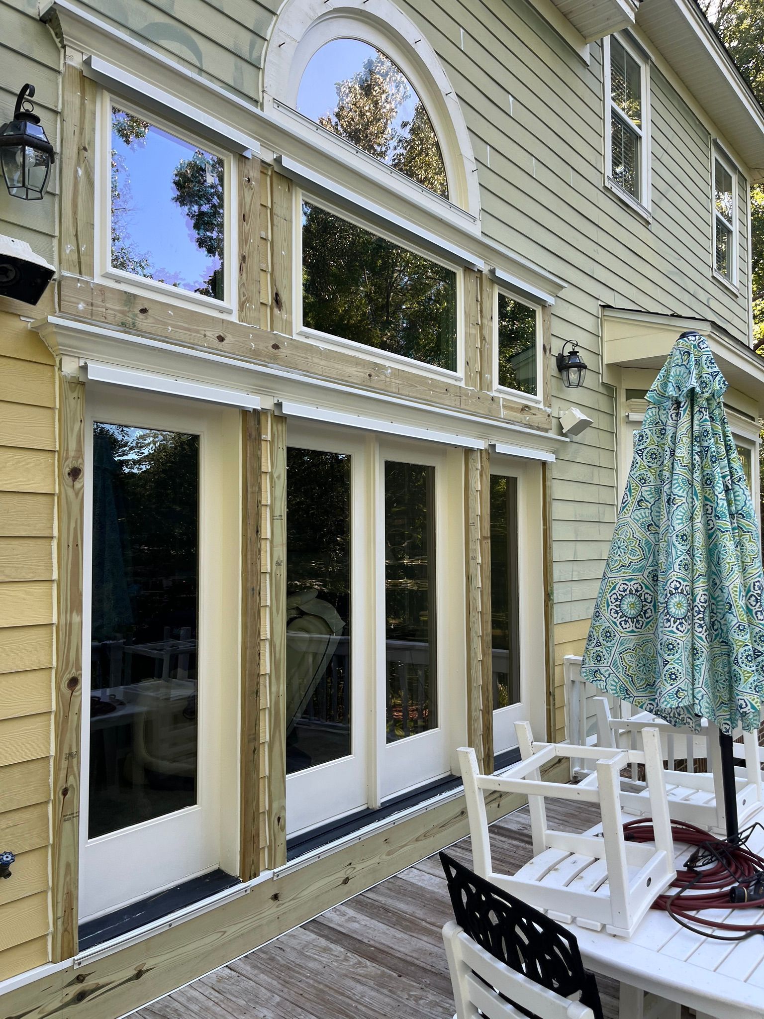 Signs you need window replacement near you including foggy glass and a rotted window sill
