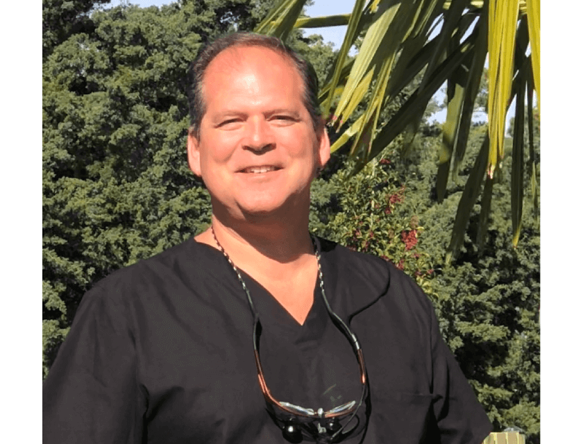 Dr Latvis - Market Common Dentistry