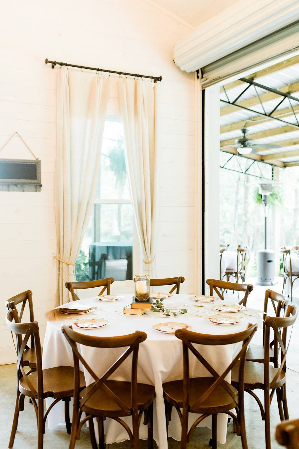 indoor wedding at live oak plantation