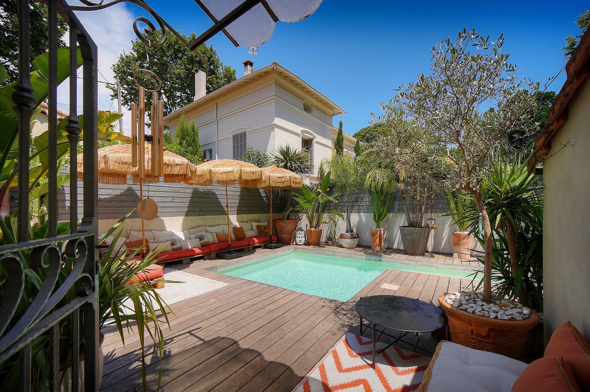 Villa avec piscine et jardin au Cannet, à proximité de Cannes