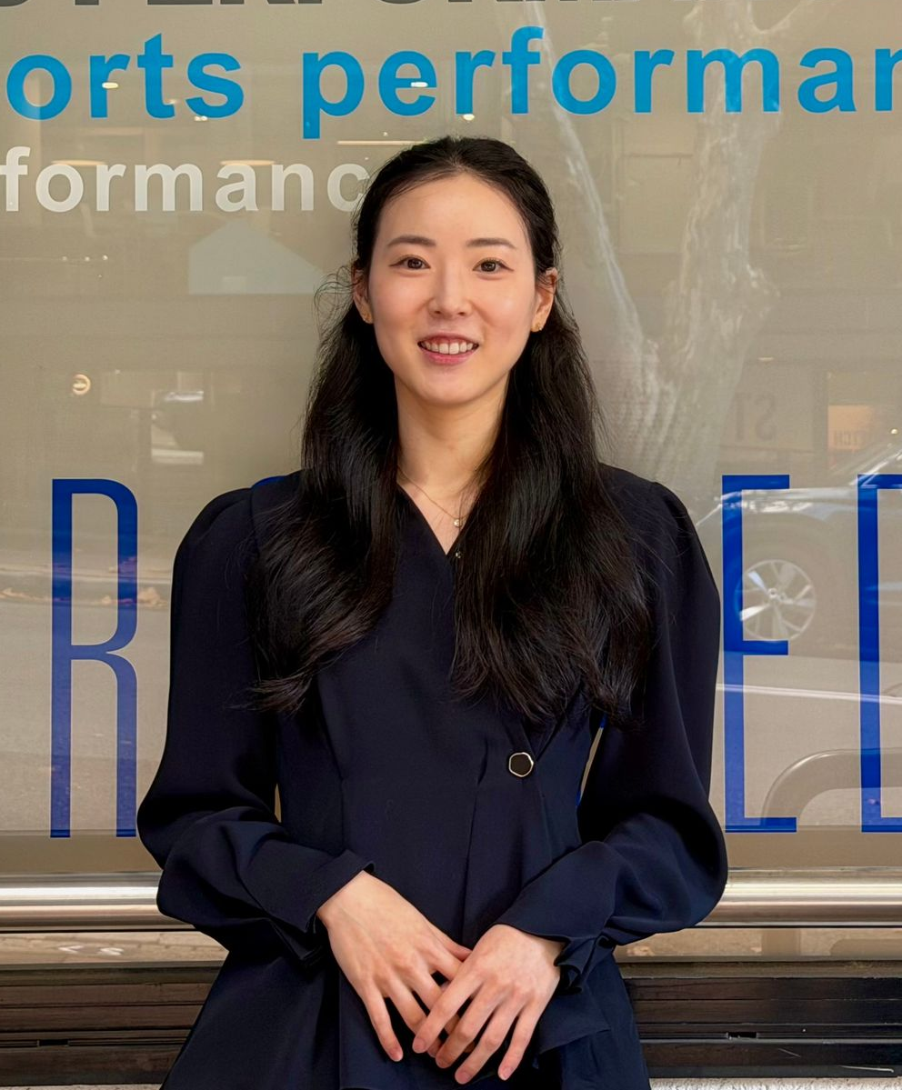 Dr Ashley Kim
