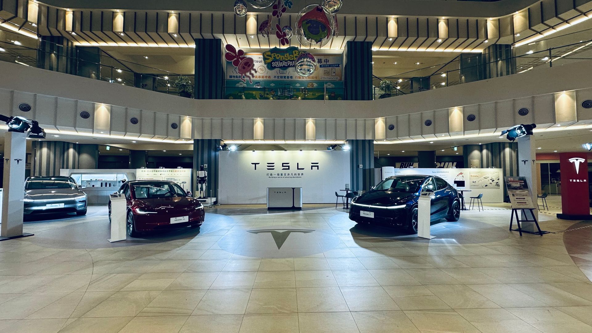 2026  TESLA 體驗快閃店