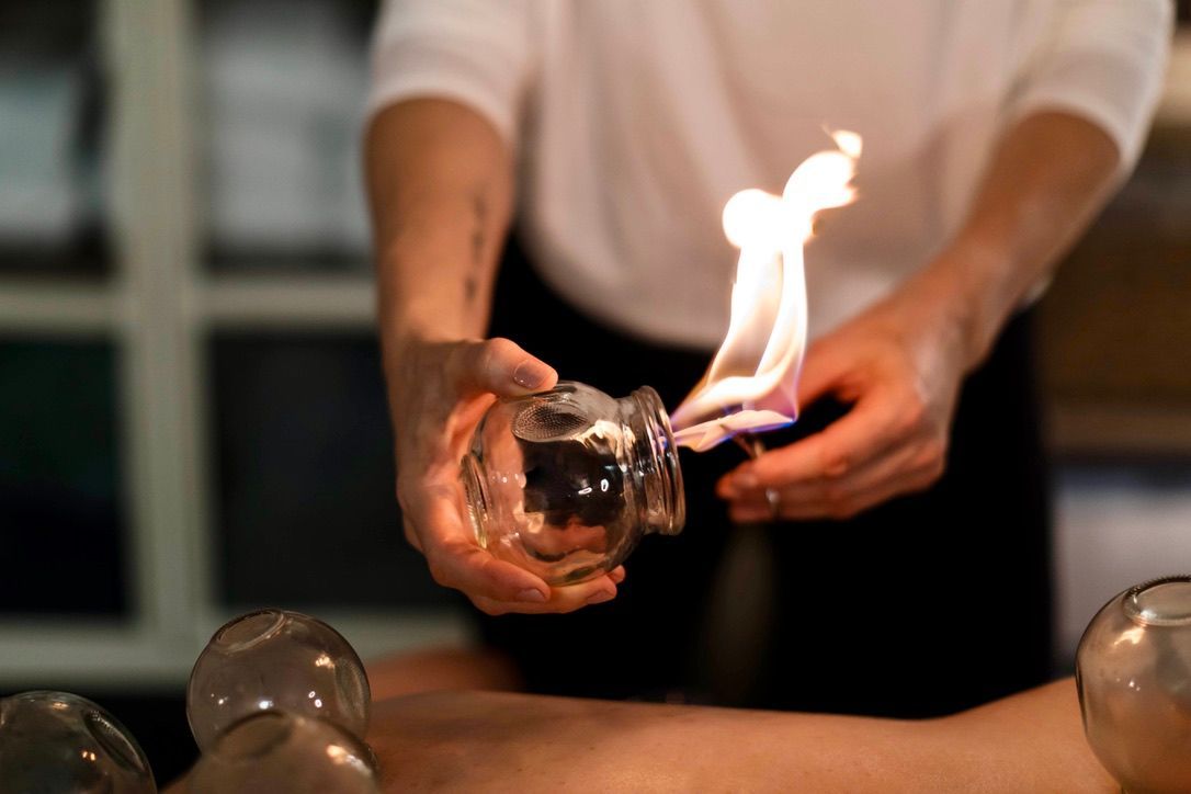 A massage therapist providing massage in Beaverton, Oregon