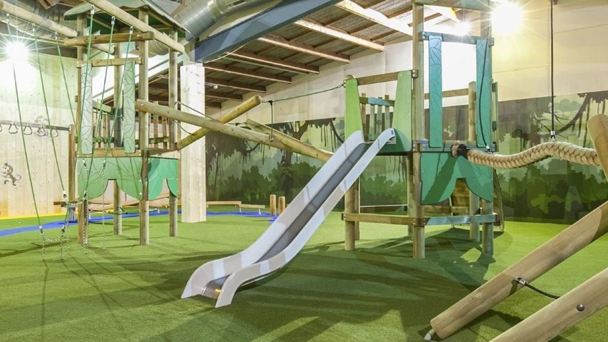 Vakantiepark met Binnenspeeltuin