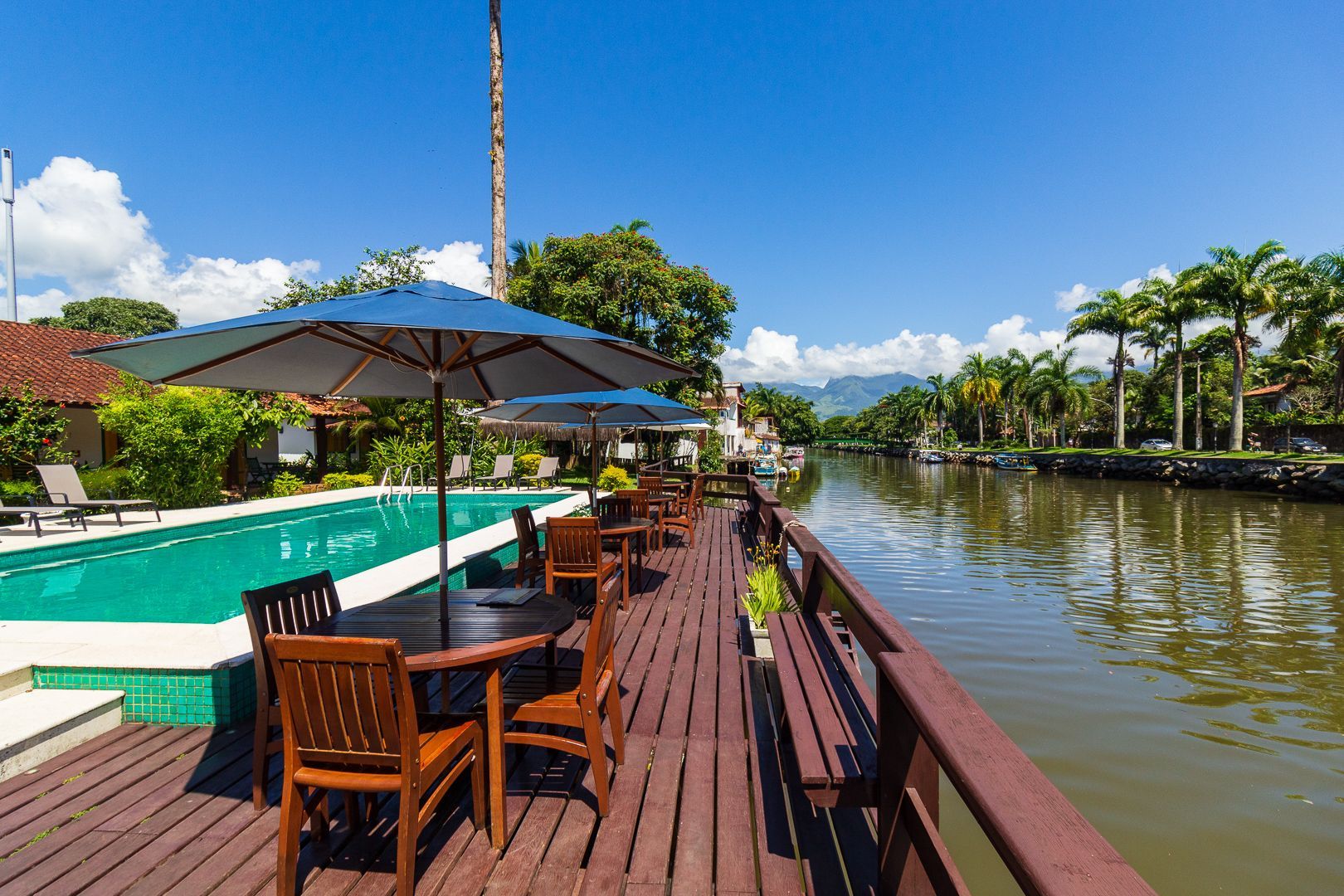 Piscina da Pousada Corsário Paraty