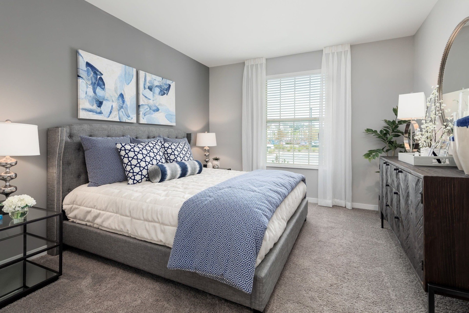 Gallery Apartment Complexes in Downtown Charleston