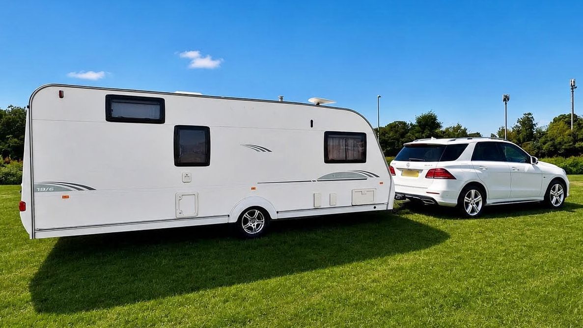 Suffolk Caravans near Ipswich | 2010 Coachman Wanderer 19-6 interior 3
