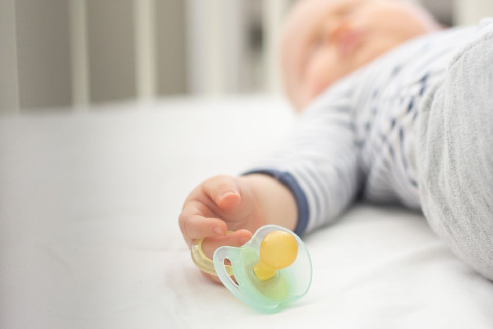 Neonato dorme