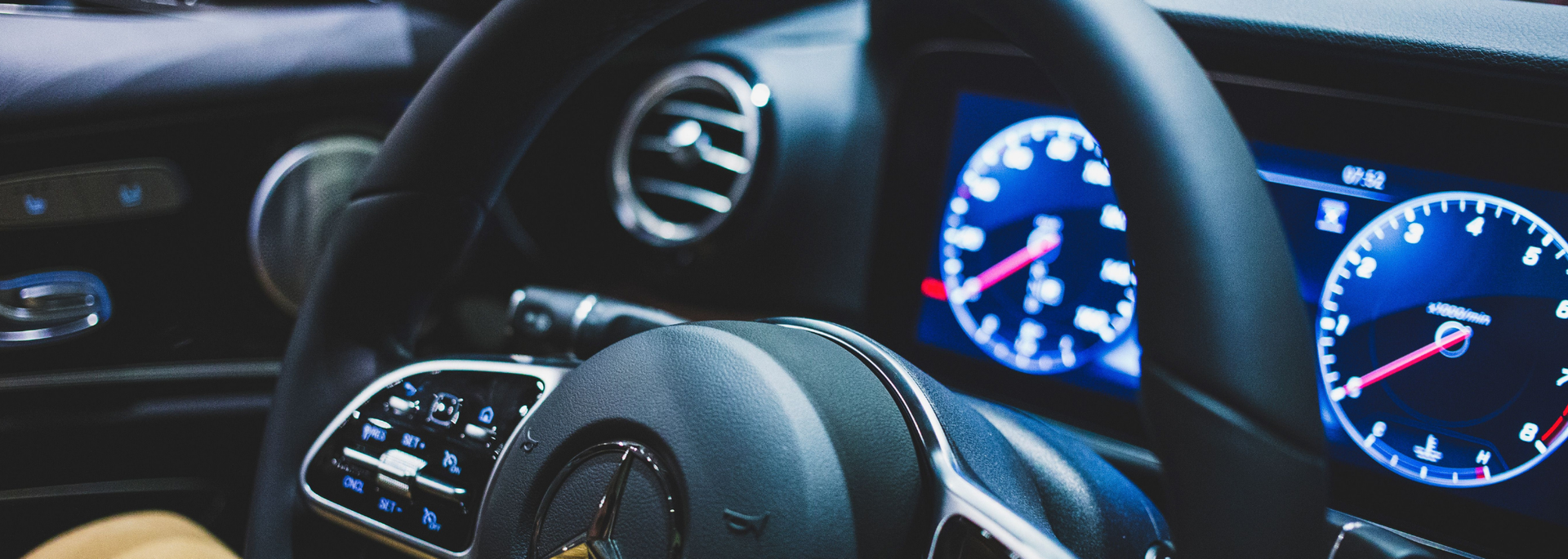 Picture of a steering wheel. 