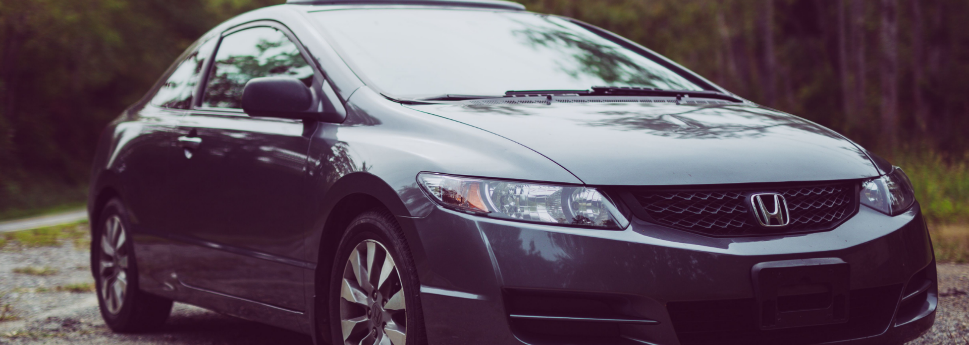 Picture of a Hybrid car. 