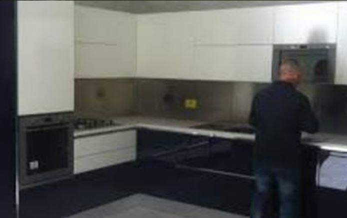 smontaggio e rimontaggio arredamenti
