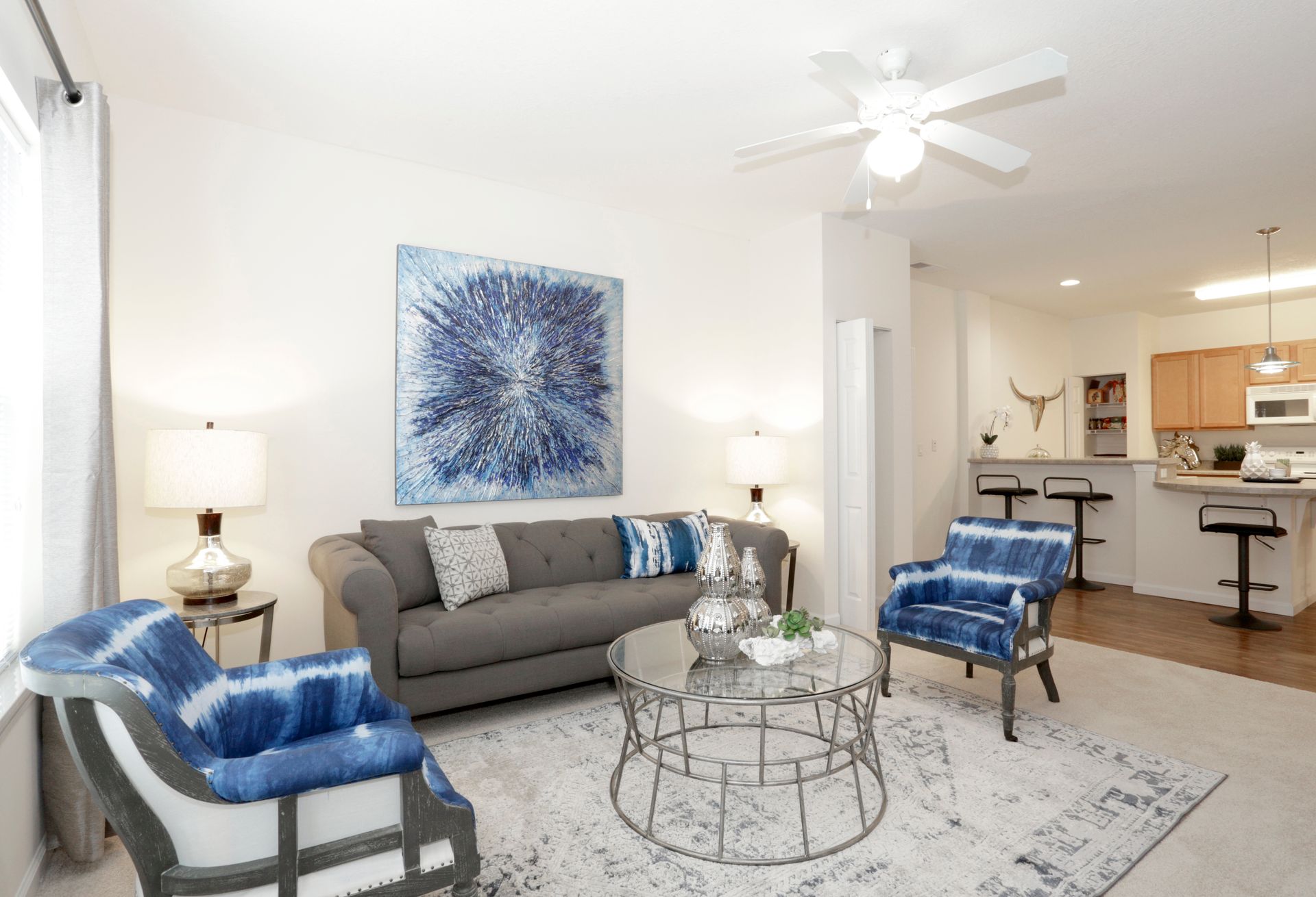 2 BEDROOM