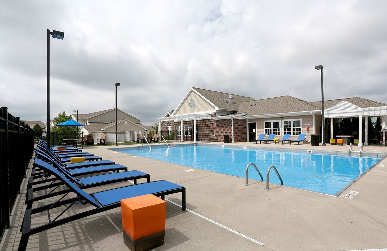 Windsor West - pool
