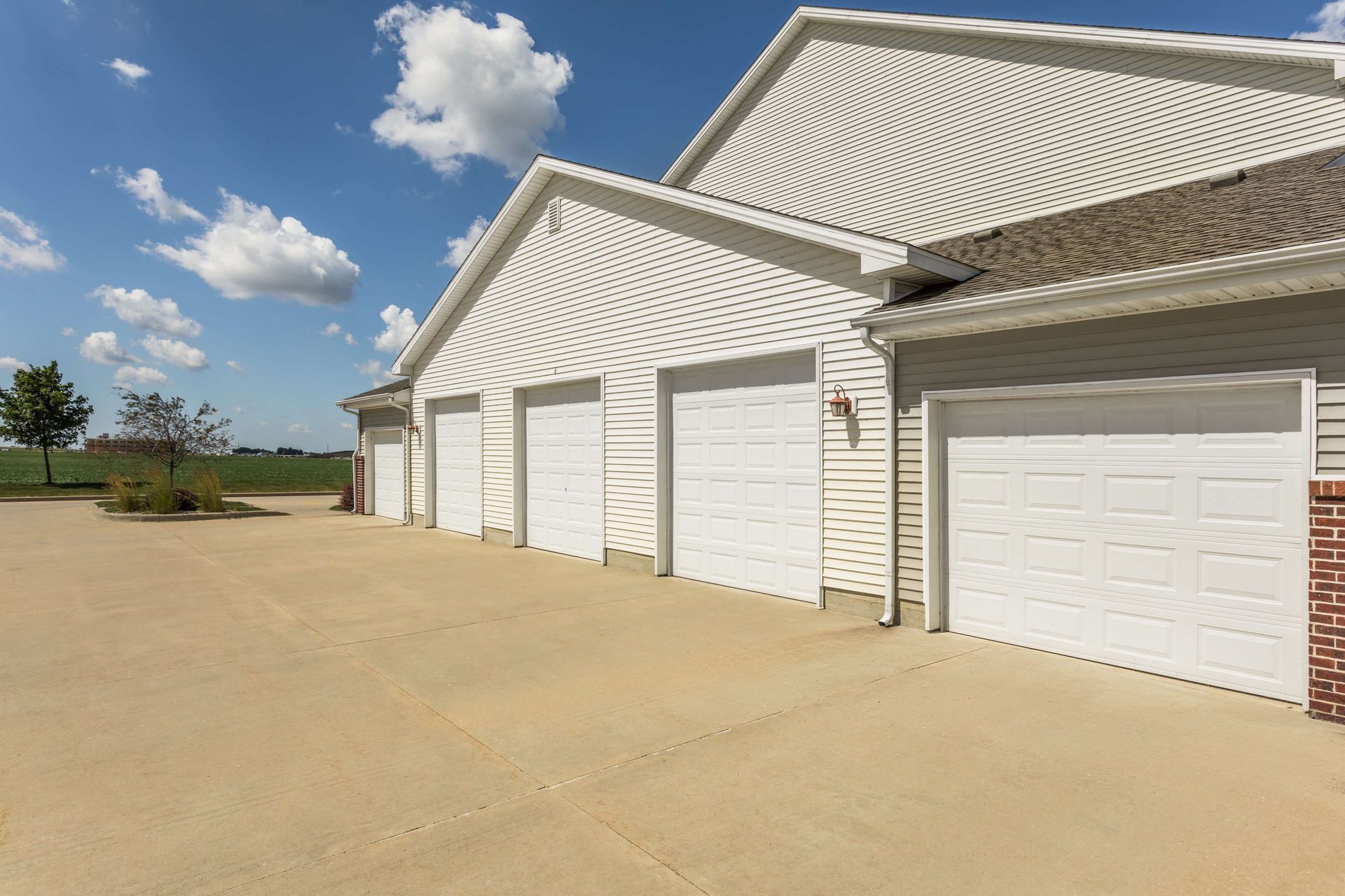 Windsor West - Attached or Detached Garage Available