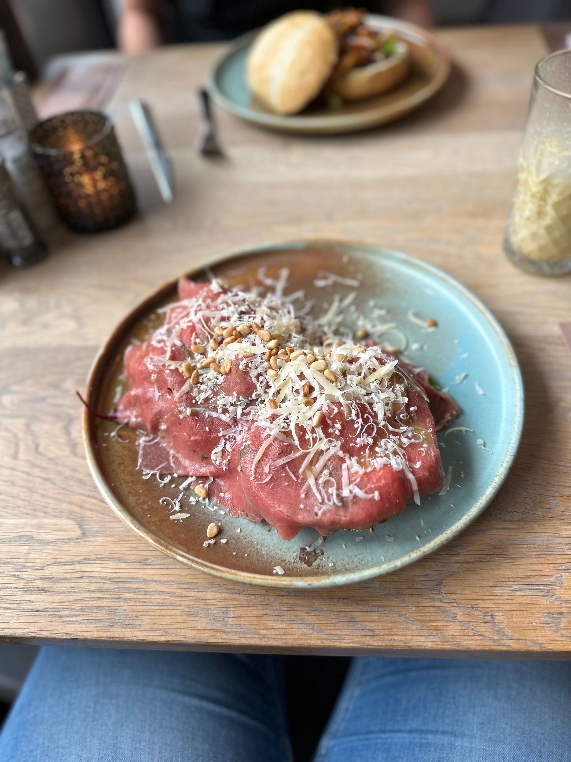 broodje carpaccio bij Tante A'n Ameland