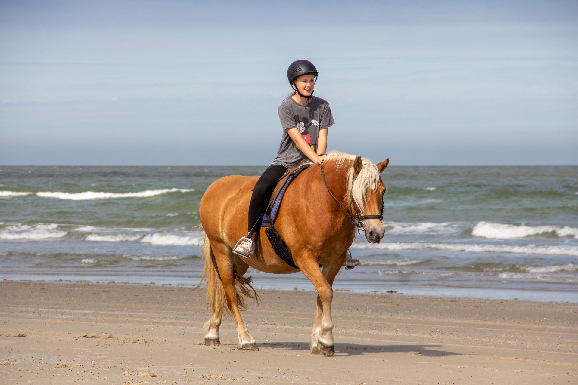 paardrijden op het strand van Ameland bij hollumer trap