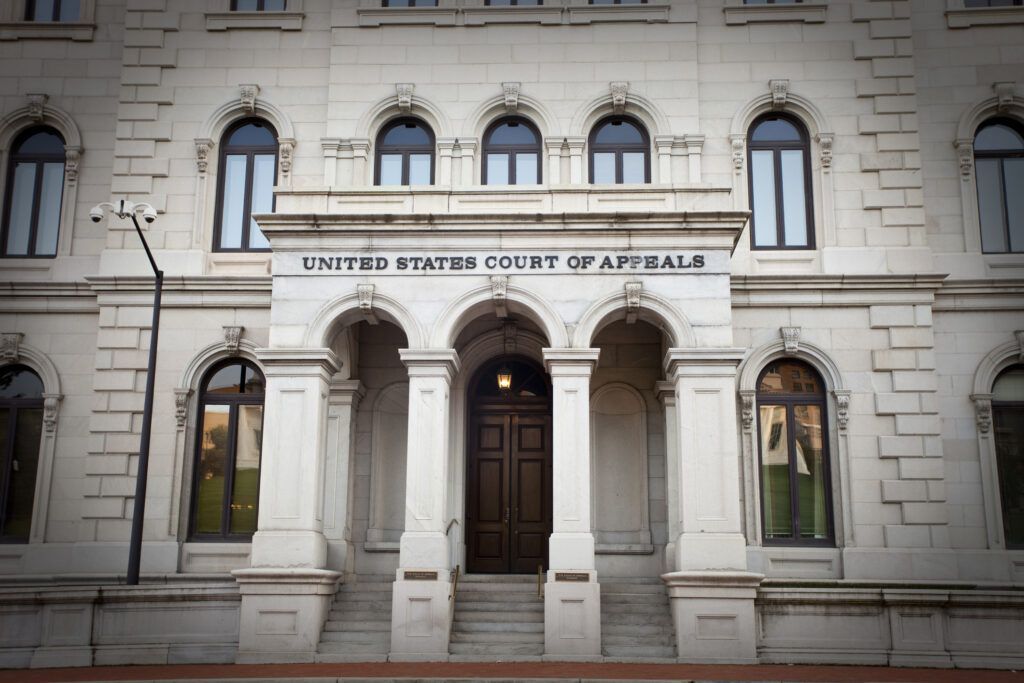 Federal Circuit: SES-Specific Carveout Limits MSPB Post-Termination and Hearing
Rights