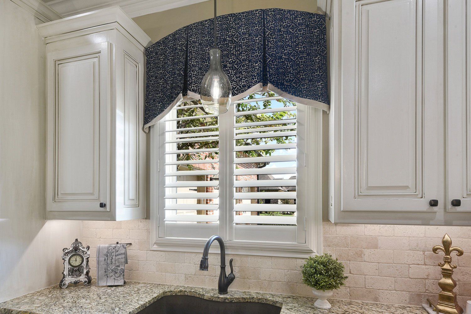 Arched Valance designed by Wall Decor and More